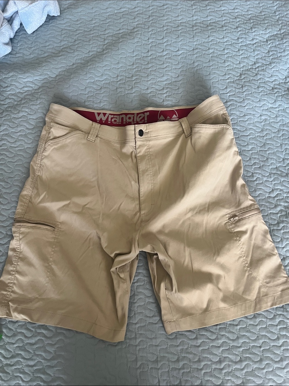 Wrangler Tan Men's Cargo Shorts